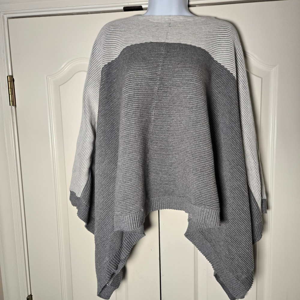 Lululemon Poncho Grey Ribbed Wrap OS